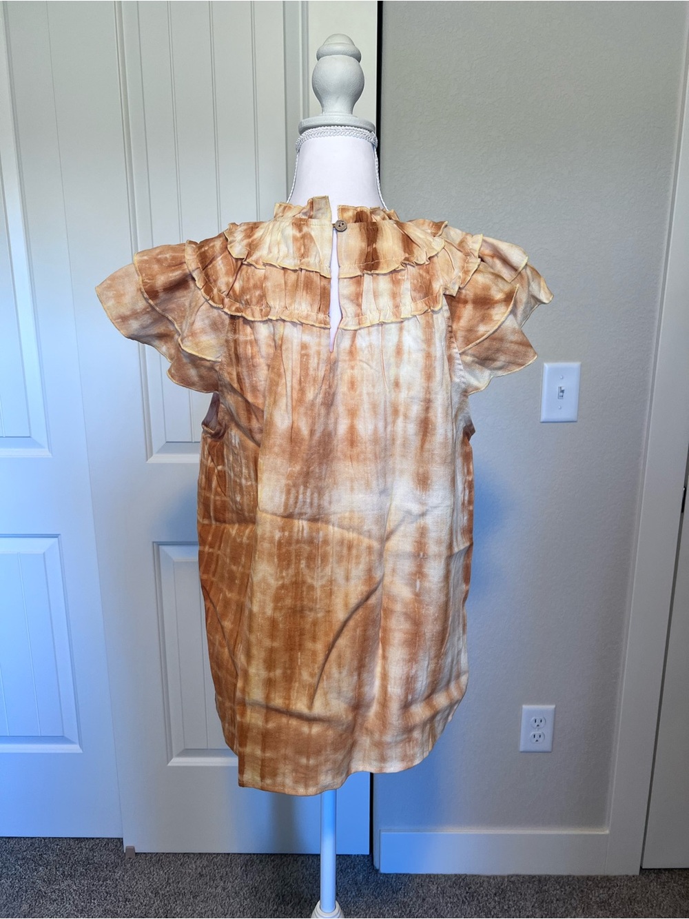 BiBi Tie-Dye Ruffled Neck & Sleeve Sz Medium 50% Cotton 50% Linen - Picture 4 of 10